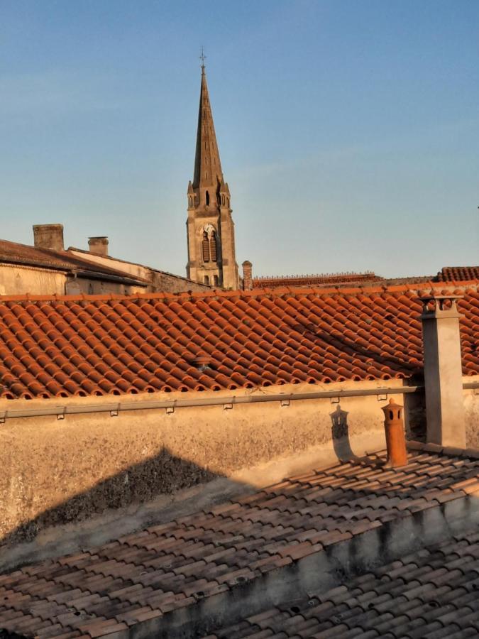 فندق Maison D'Hotes - Le Logis Du Medoc Saint-Yzans-de-Médoc المظهر الخارجي الصورة